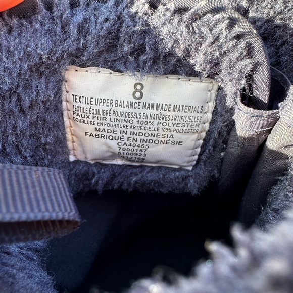 Children’s place. Toddler 8 winter boots - Picture 3 of 6